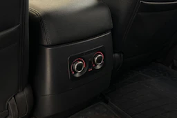 met. harmaa Mitsubishi Pajero 2015 kuva 25.
