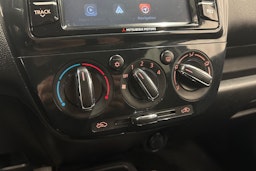 harmaa Mitsubishi Space Star 2020 kuva 22.