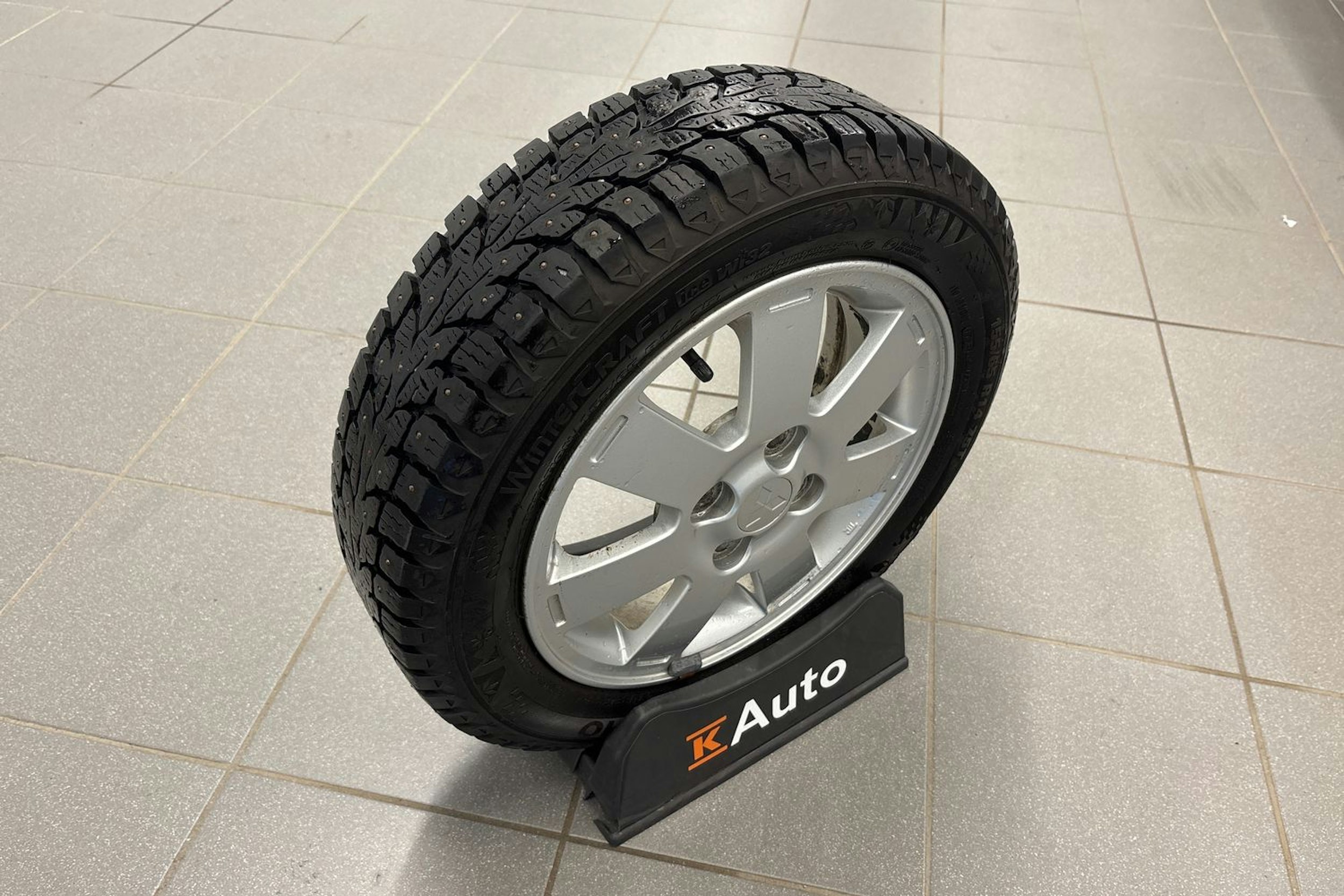 harmaa Mitsubishi Space Star 2020 kuva 24.