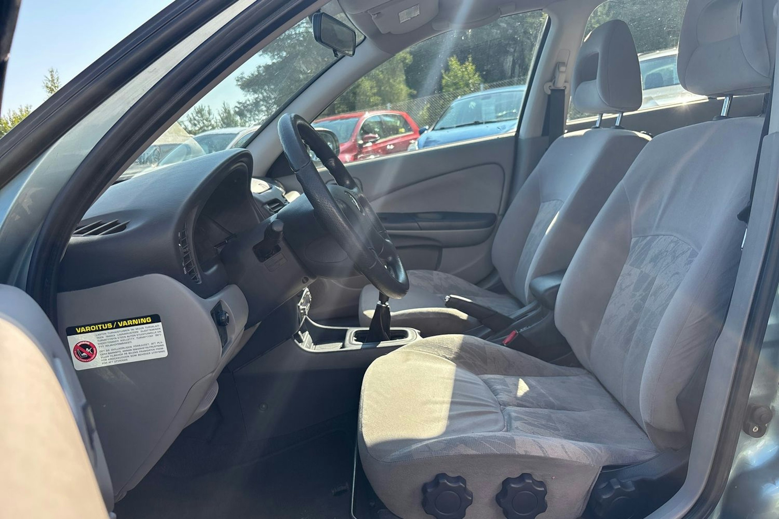 Vihreä Nissan ALMERA 2000 kuva 16.