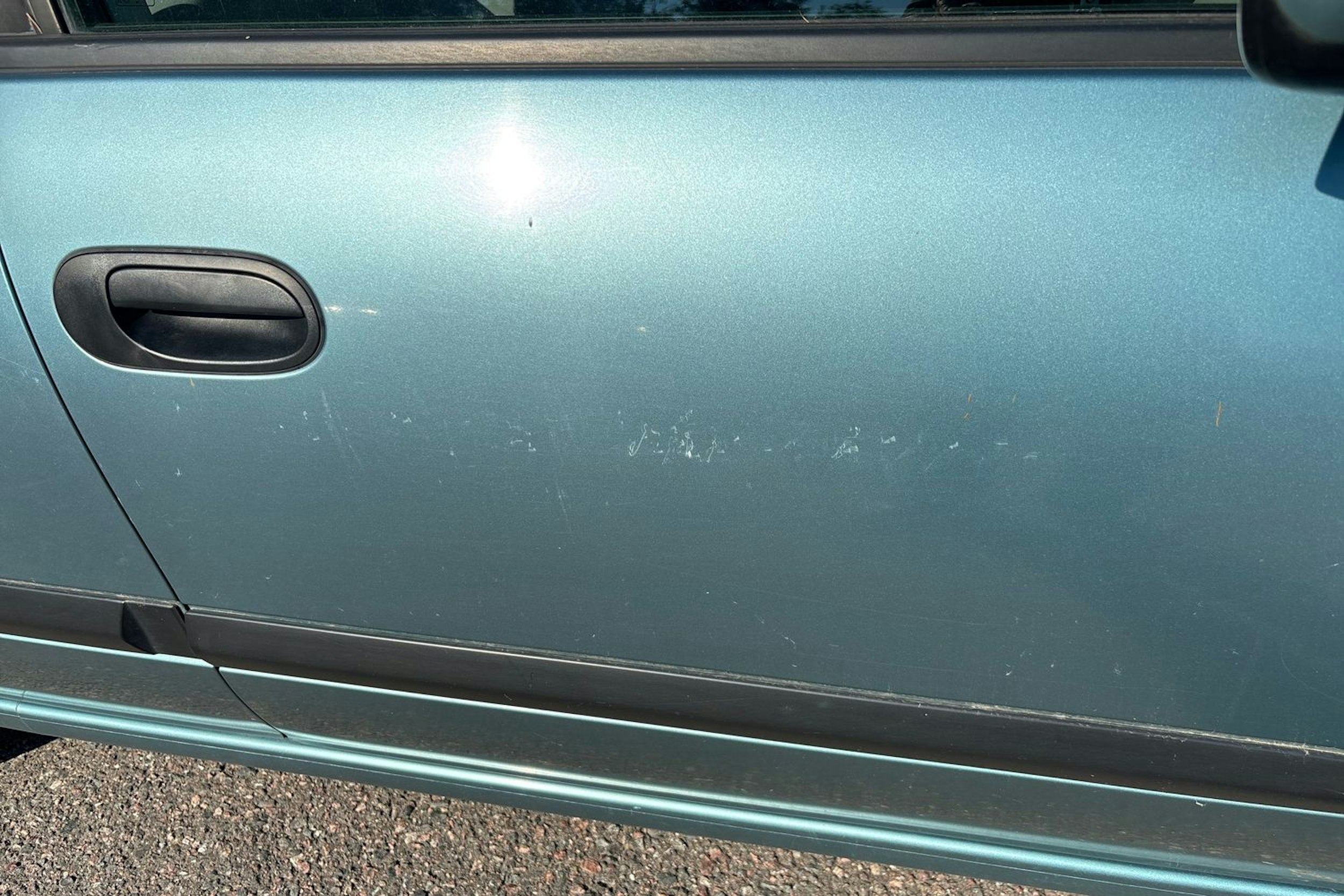 Vihreä Nissan ALMERA 2000 kuva 25.