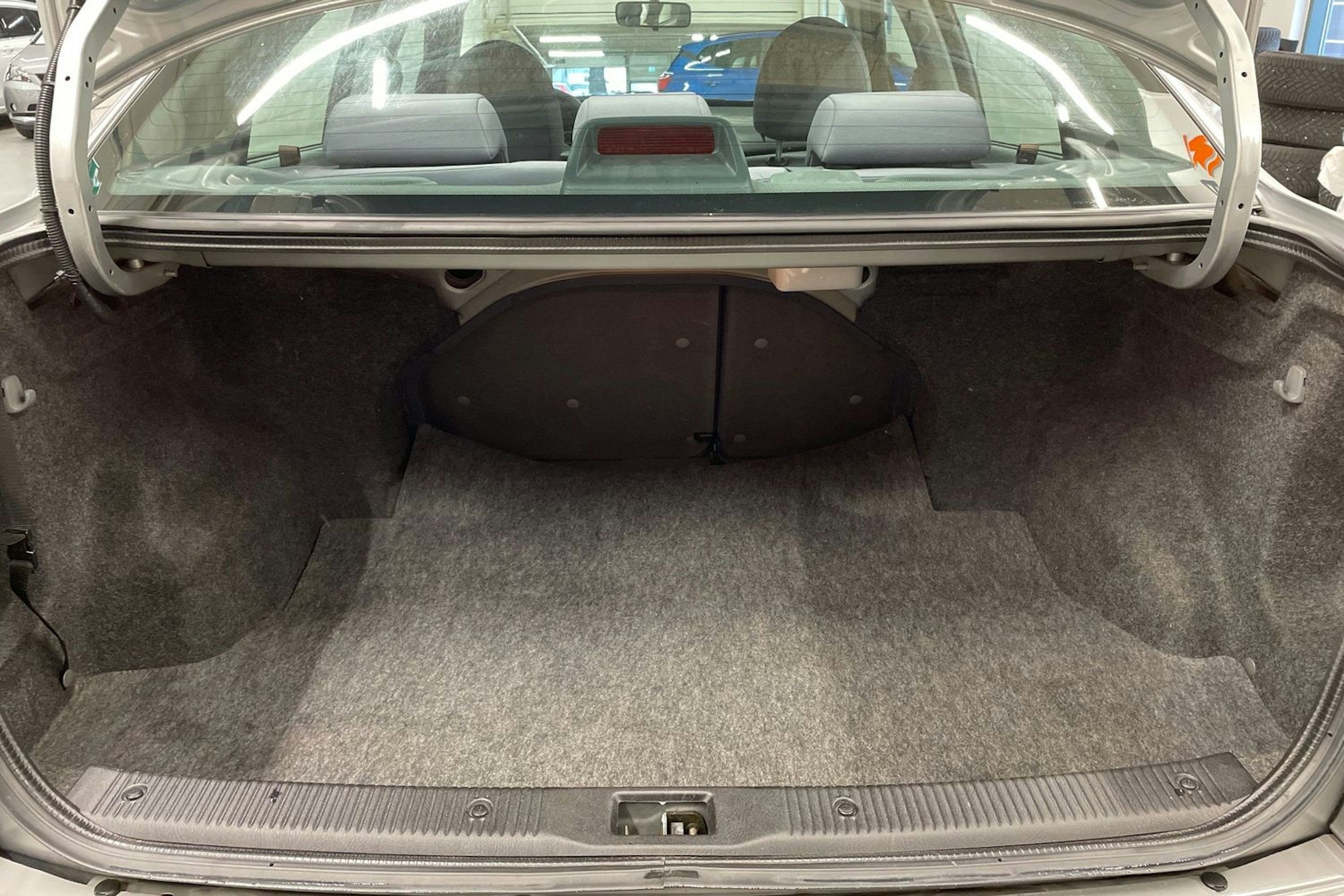 hopea Nissan Almera 2004 kuva 11.