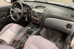 hopea Nissan Almera 2004 kuva 18.