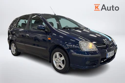 sininen Nissan Almera 2004 kuva 1.