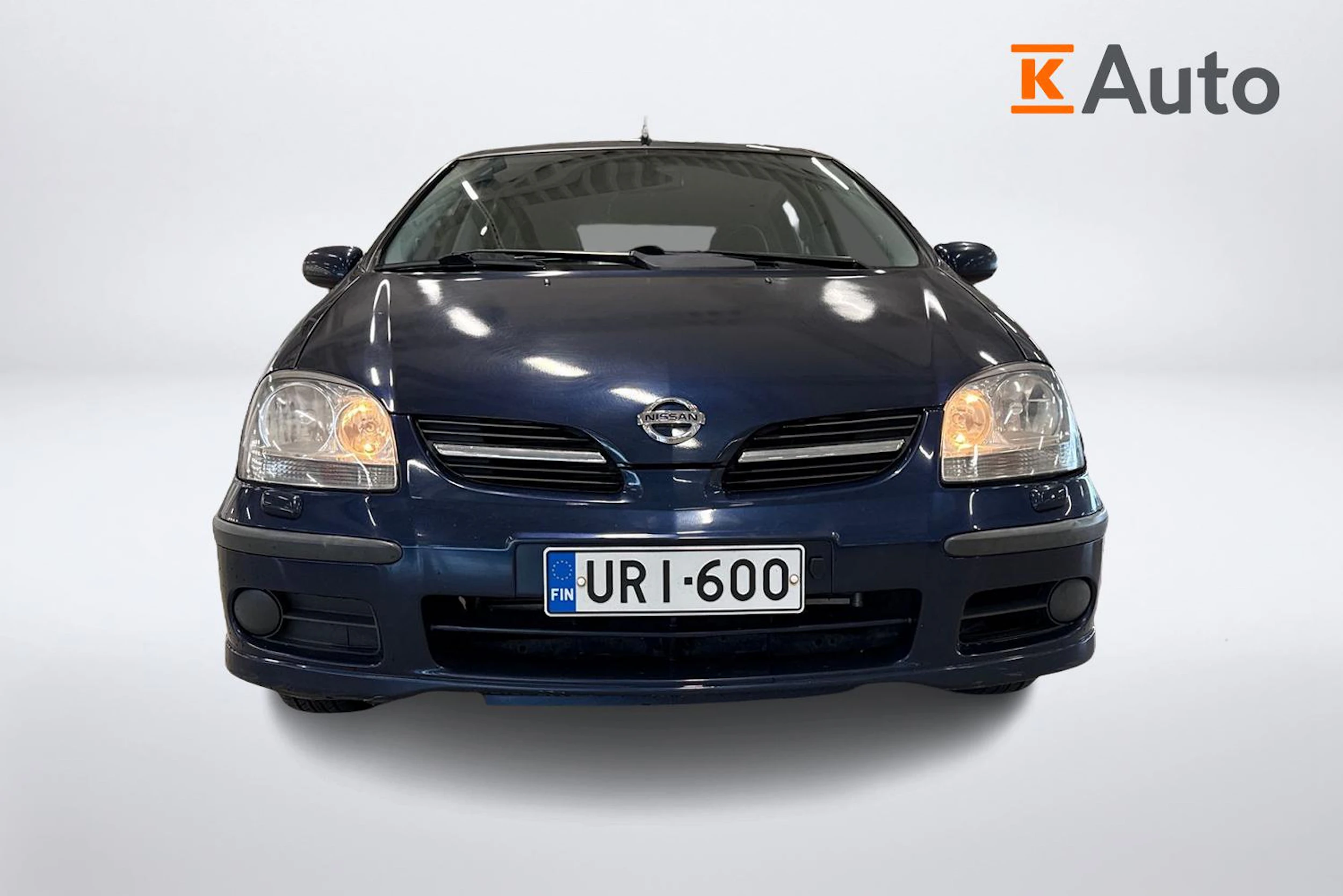 sininen Nissan Almera 2004 kuva 5.