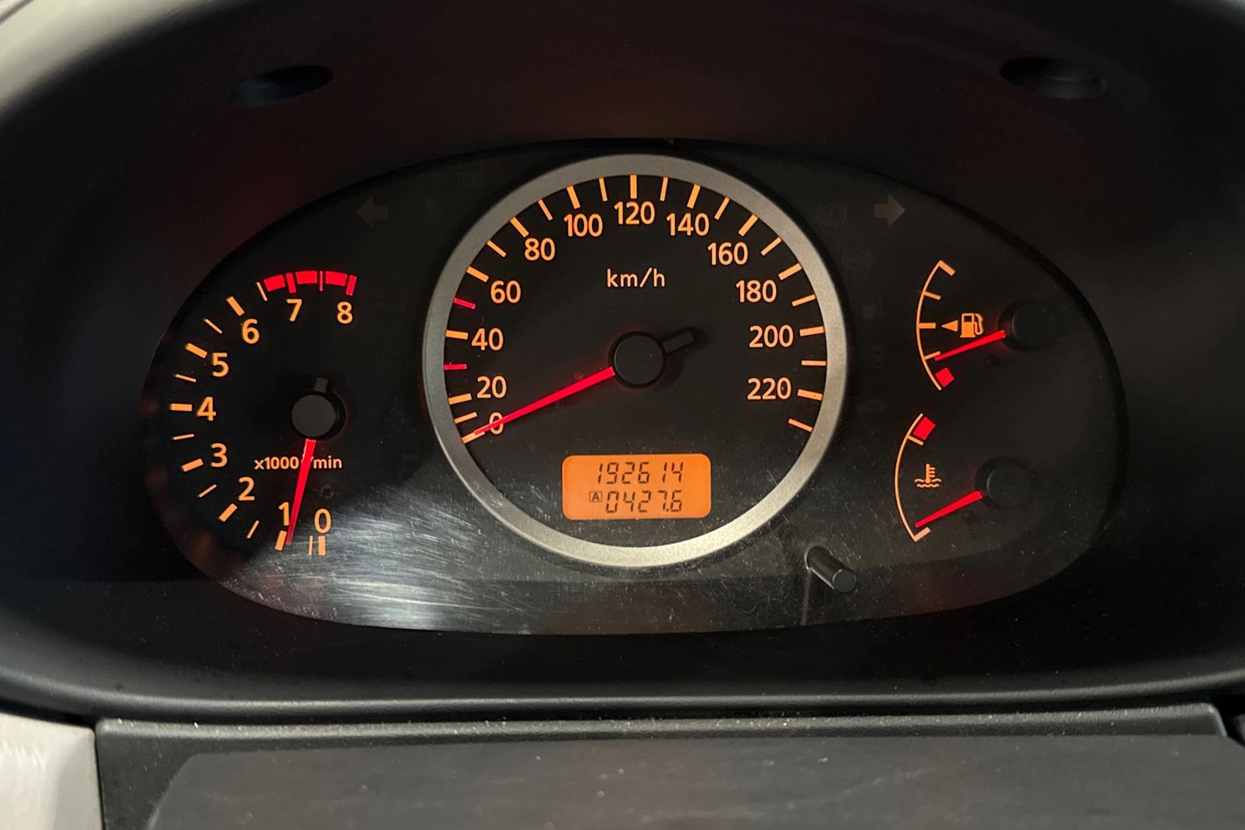 sininen Nissan Almera 2004 kuva 15.