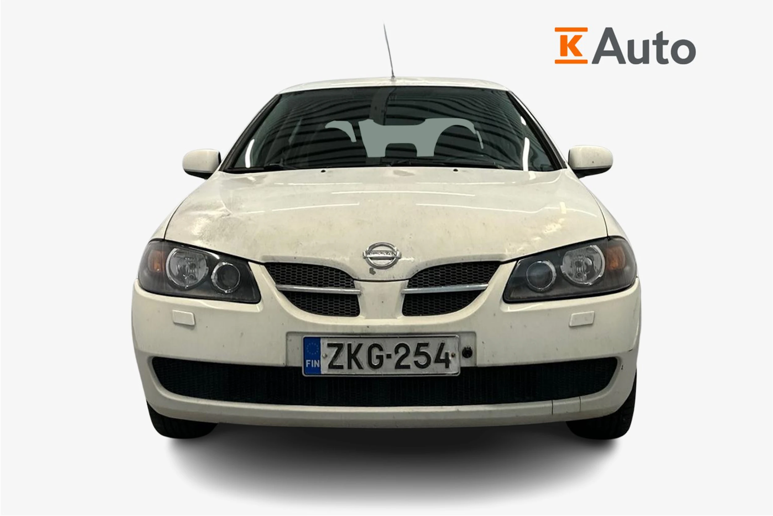 Valkoinen Nissan ALMERA 2004 kuva 2.