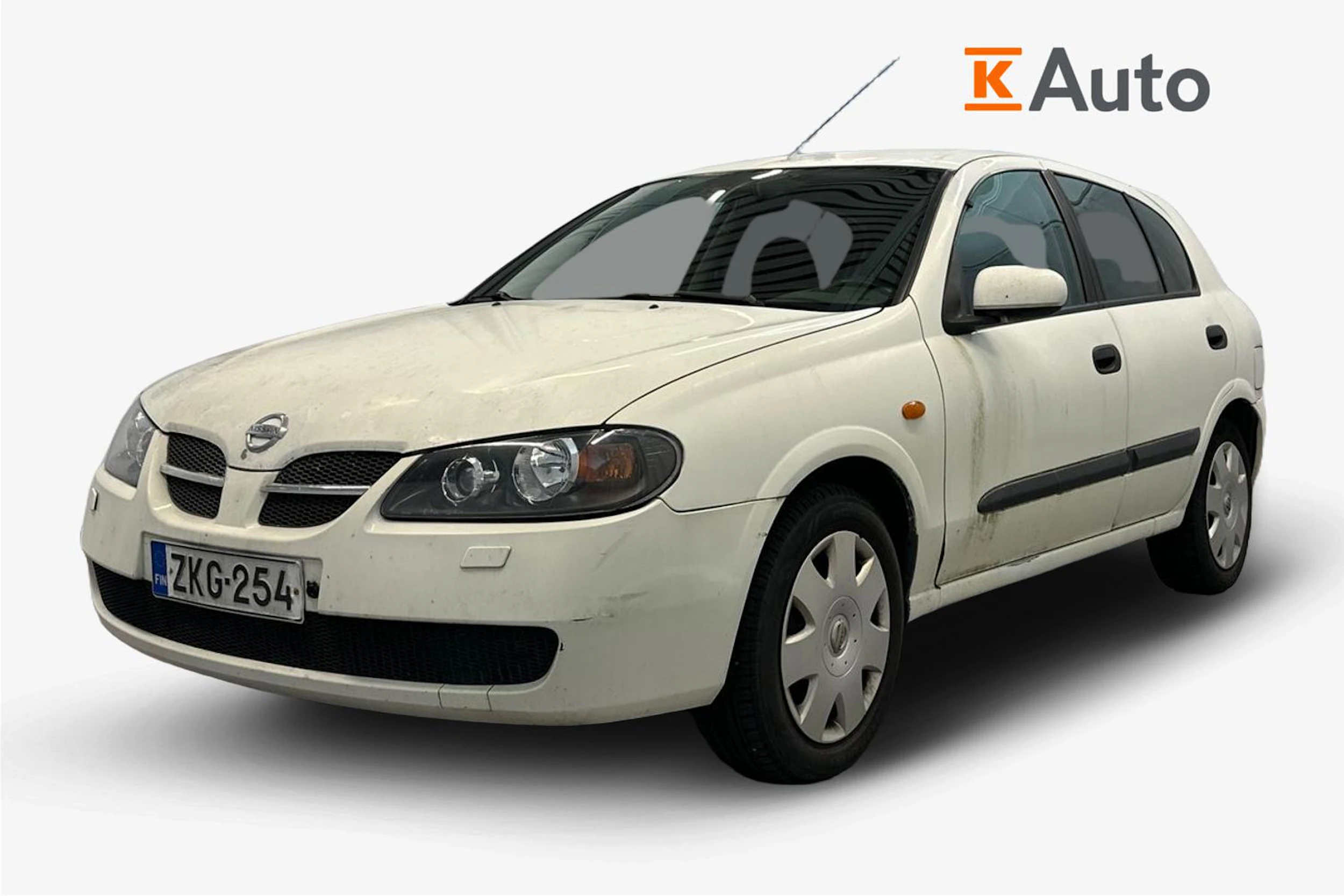Valkoinen Nissan ALMERA 2004 kuva 3.