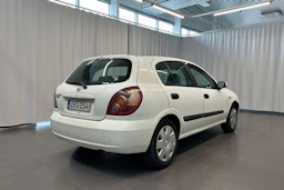 Valkoinen Nissan ALMERA 2004 kuva 7.
