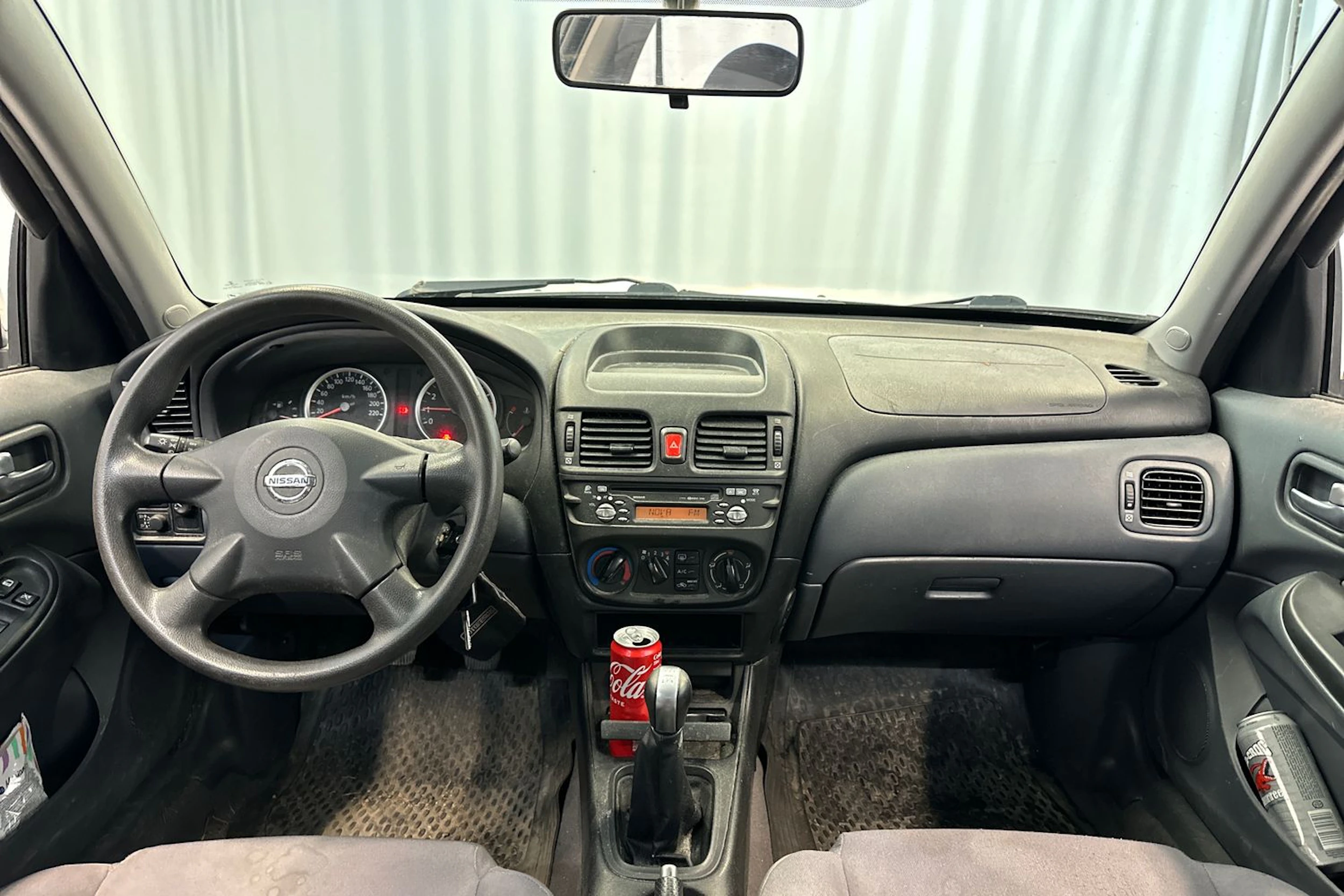 Valkoinen Nissan ALMERA 2004 kuva 12.