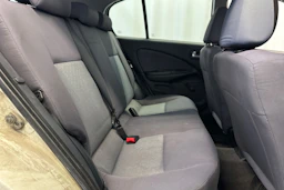 Valkoinen Nissan ALMERA 2004 kuva 13.