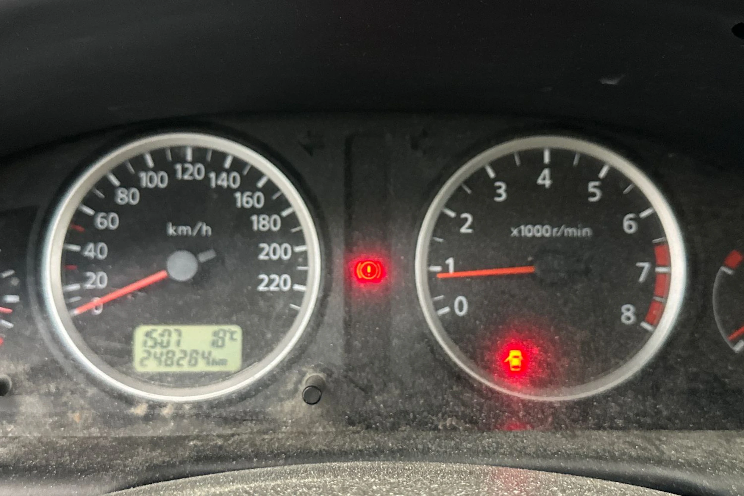 Valkoinen Nissan ALMERA 2004 kuva 19.