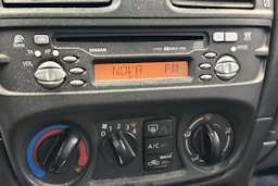 Valkoinen Nissan ALMERA 2004 kuva 21.