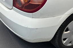 Valkoinen Nissan ALMERA 2004 kuva 23.