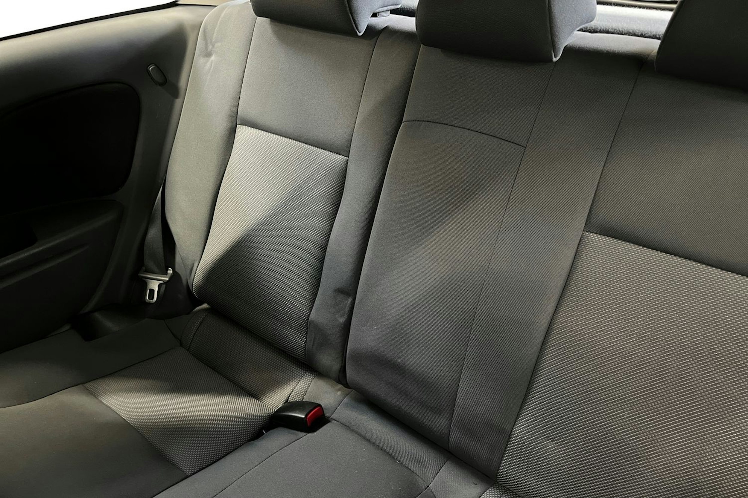Sininen Nissan ALMERA 2005 kuva 10.