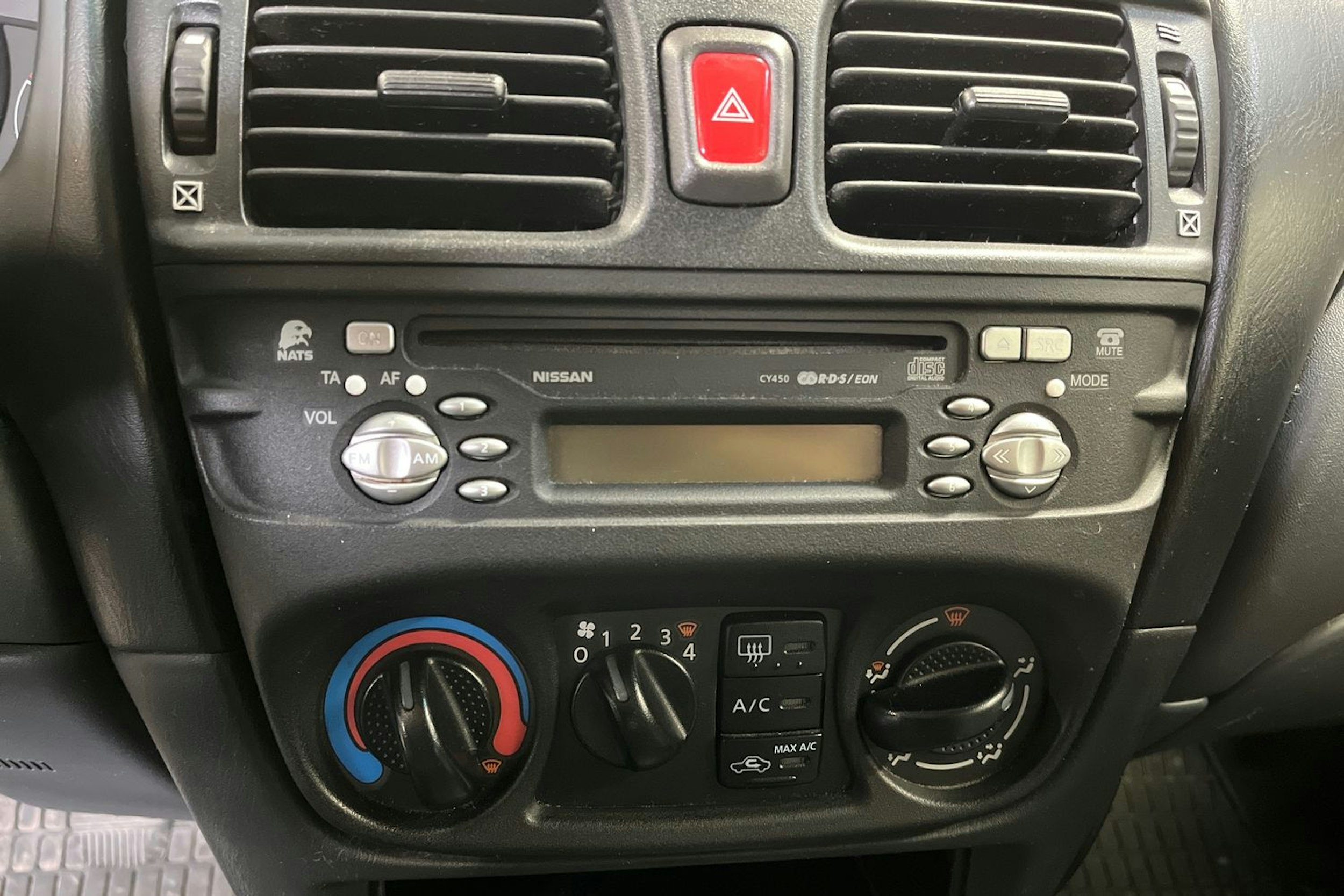 Sininen Nissan ALMERA 2005 kuva 11.