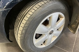 Sininen Nissan ALMERA 2005 kuva 23.