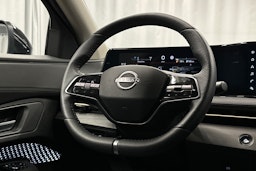 harmaa Nissan Ariya 2022 kuva 19.