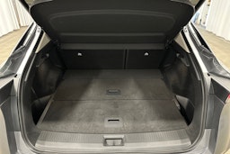 harmaa Nissan Ariya 2022 kuva 14.