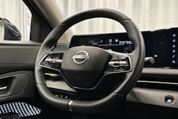 harmaa Nissan Ariya 2022 kuva 19.