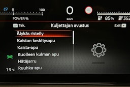 harmaa Nissan Ariya 2022 kuva 23.