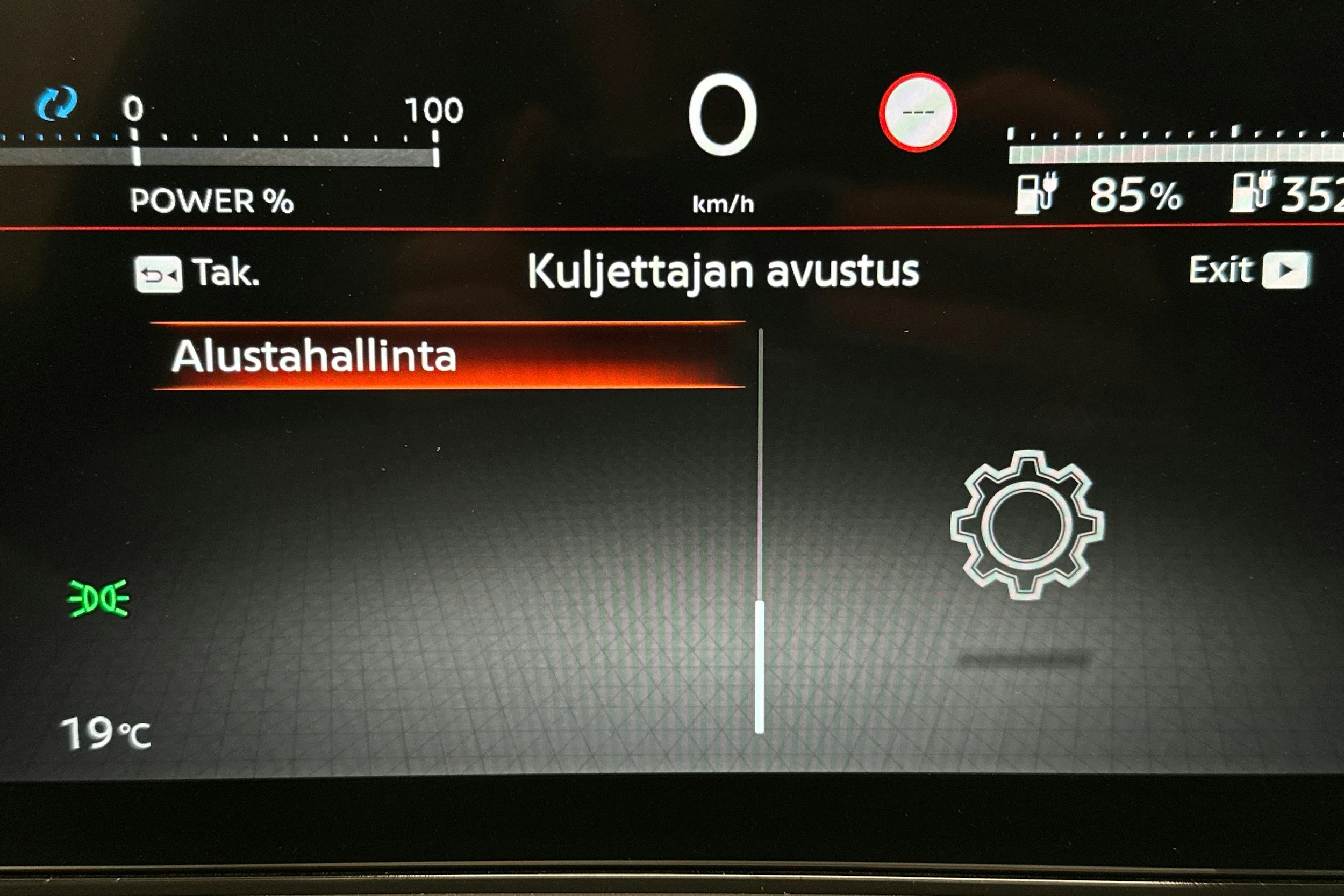harmaa Nissan Ariya 2022 kuva 25.