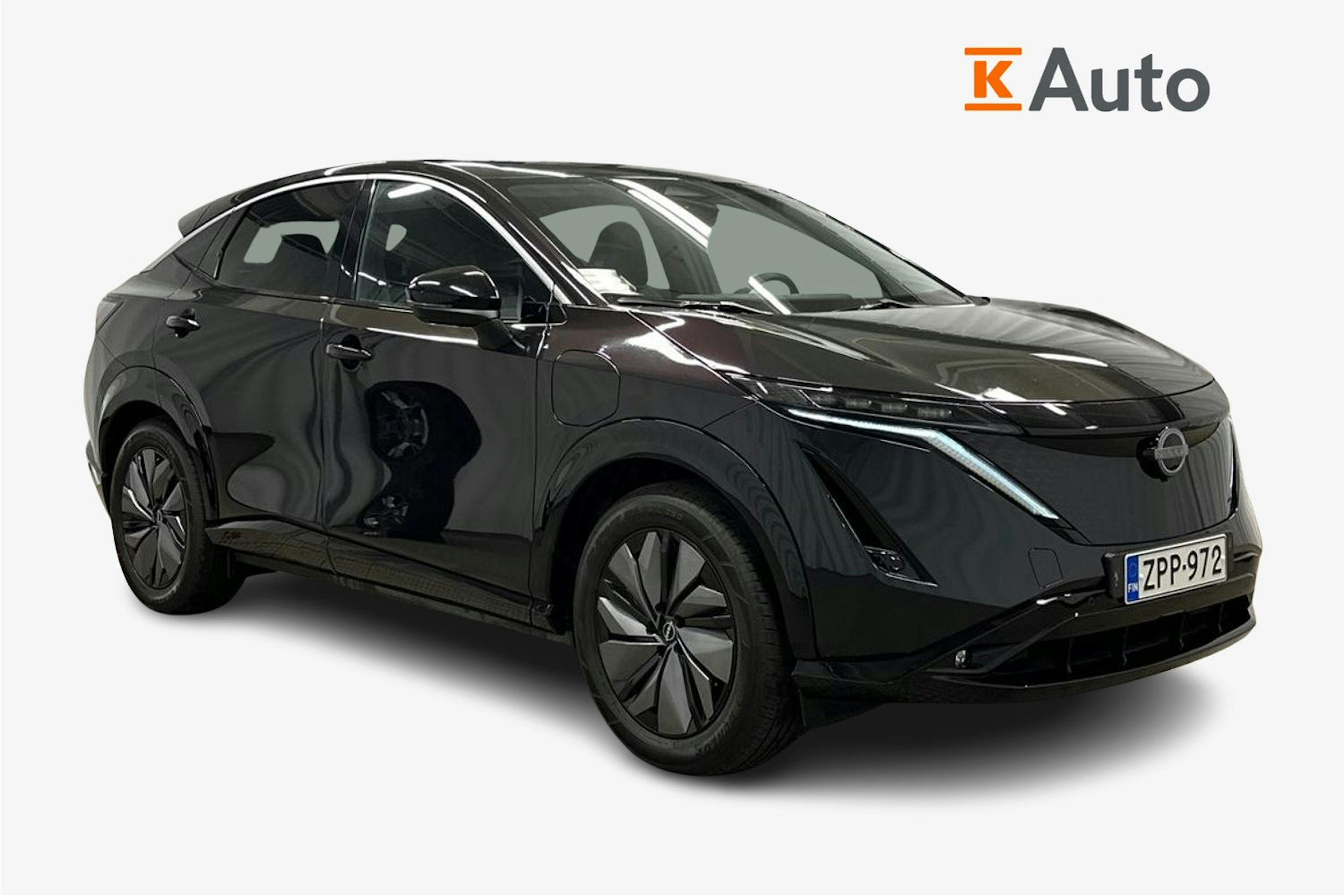 violetti Nissan Ariya 2022 kuva 1.