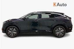 violetti Nissan Ariya 2022 kuva 6.