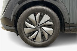 violetti Nissan Ariya 2022 kuva 11.