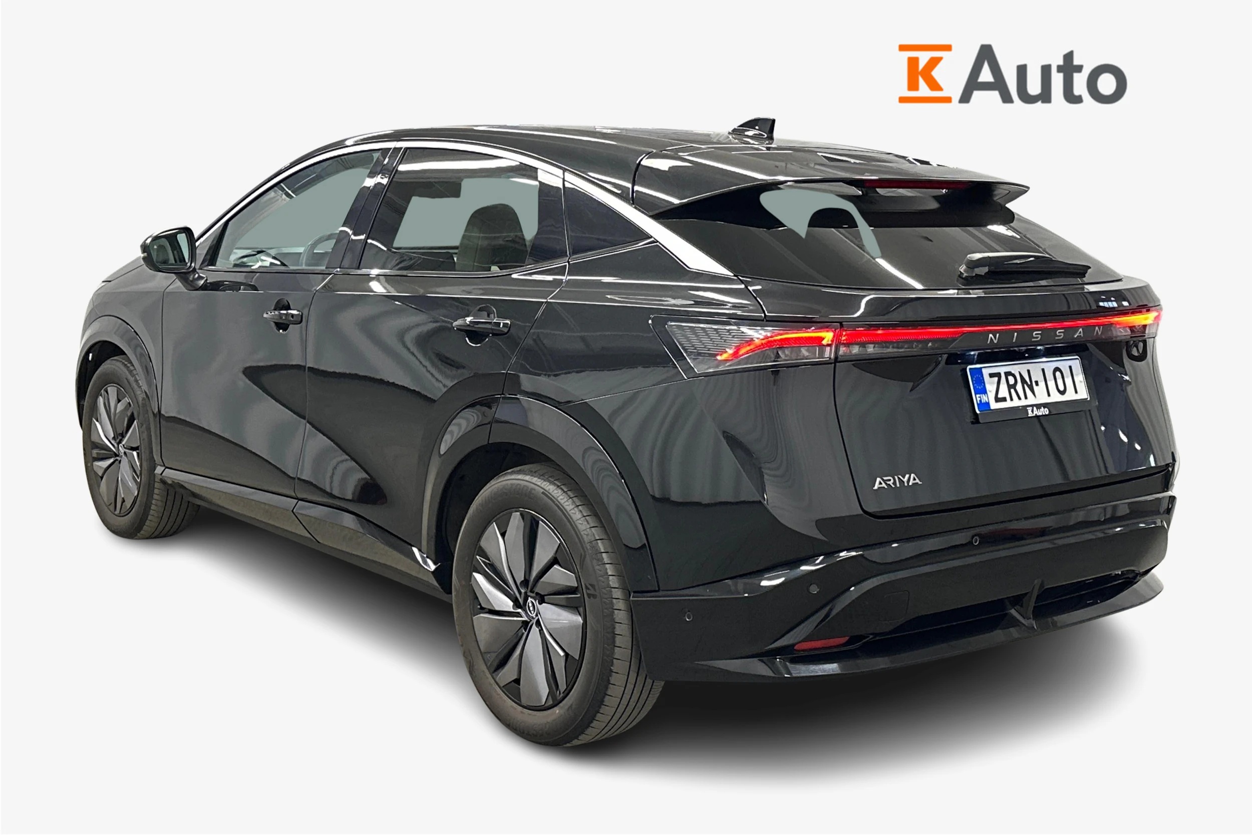 musta Nissan Ariya 2022 kuva 3.