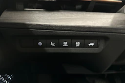 musta Nissan Ariya 2022 kuva 20.