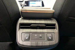 musta Nissan Ariya 2022 kuva 32.