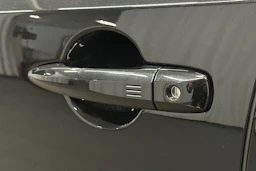 musta Nissan Ariya 2022 kuva 35.