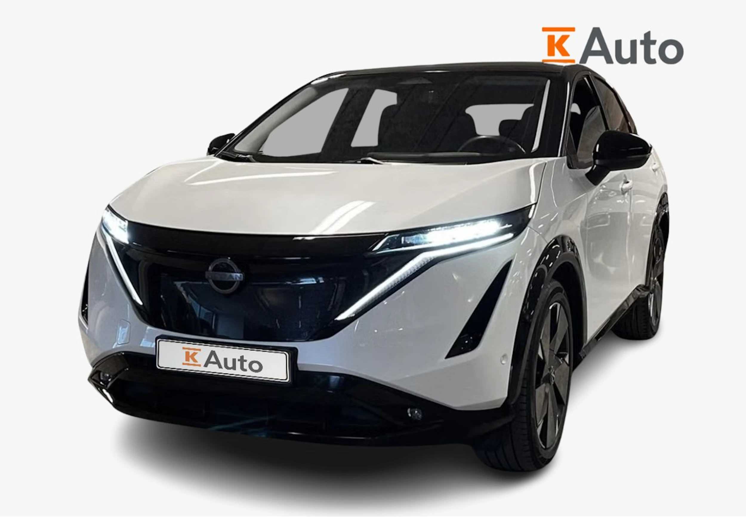 valkoinen Nissan Ariya 2023 kuva 1.