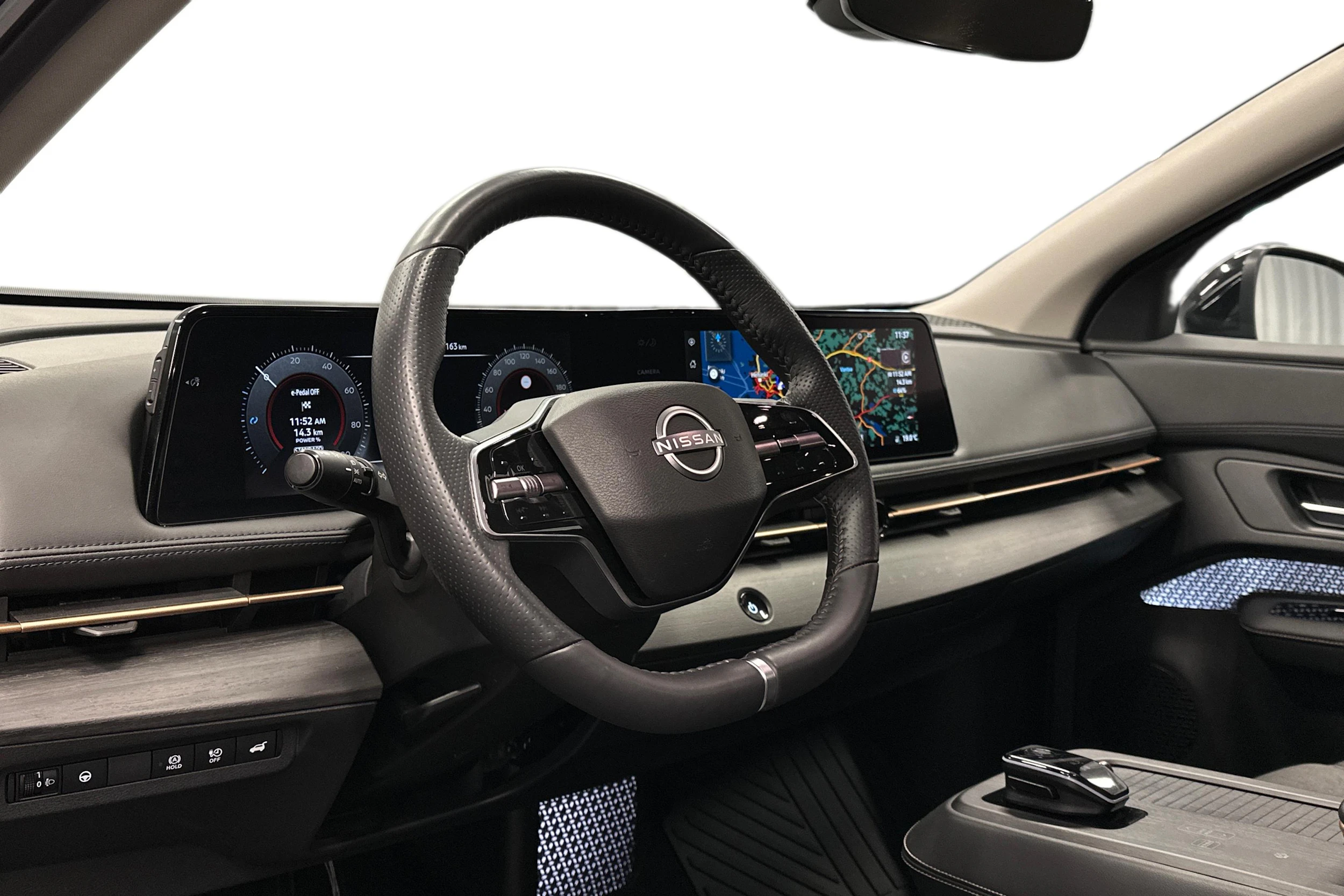 vihreä Nissan Ariya 2023 kuva 8.
