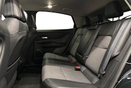 vihreä Nissan Ariya 2023 kuva 11.