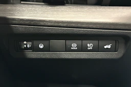 vihreä Nissan Ariya 2023 kuva 19.