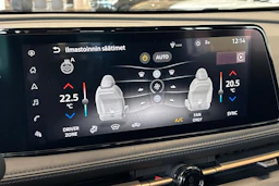 vihreä Nissan Ariya 2023 kuva 34.