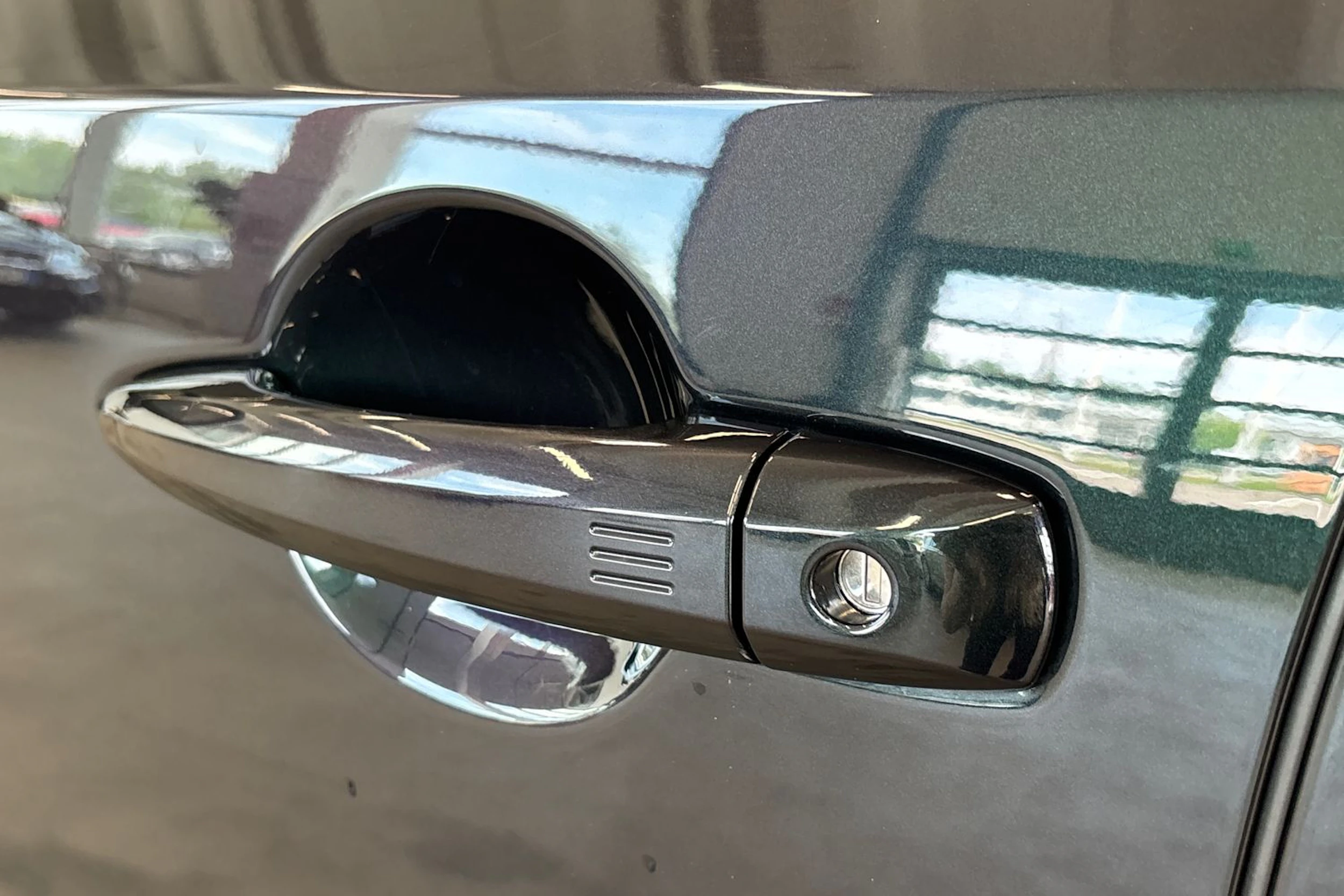 vihreä Nissan Ariya 2023 kuva 40.