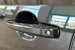 vihreä Nissan Ariya 2023 kuva 40.