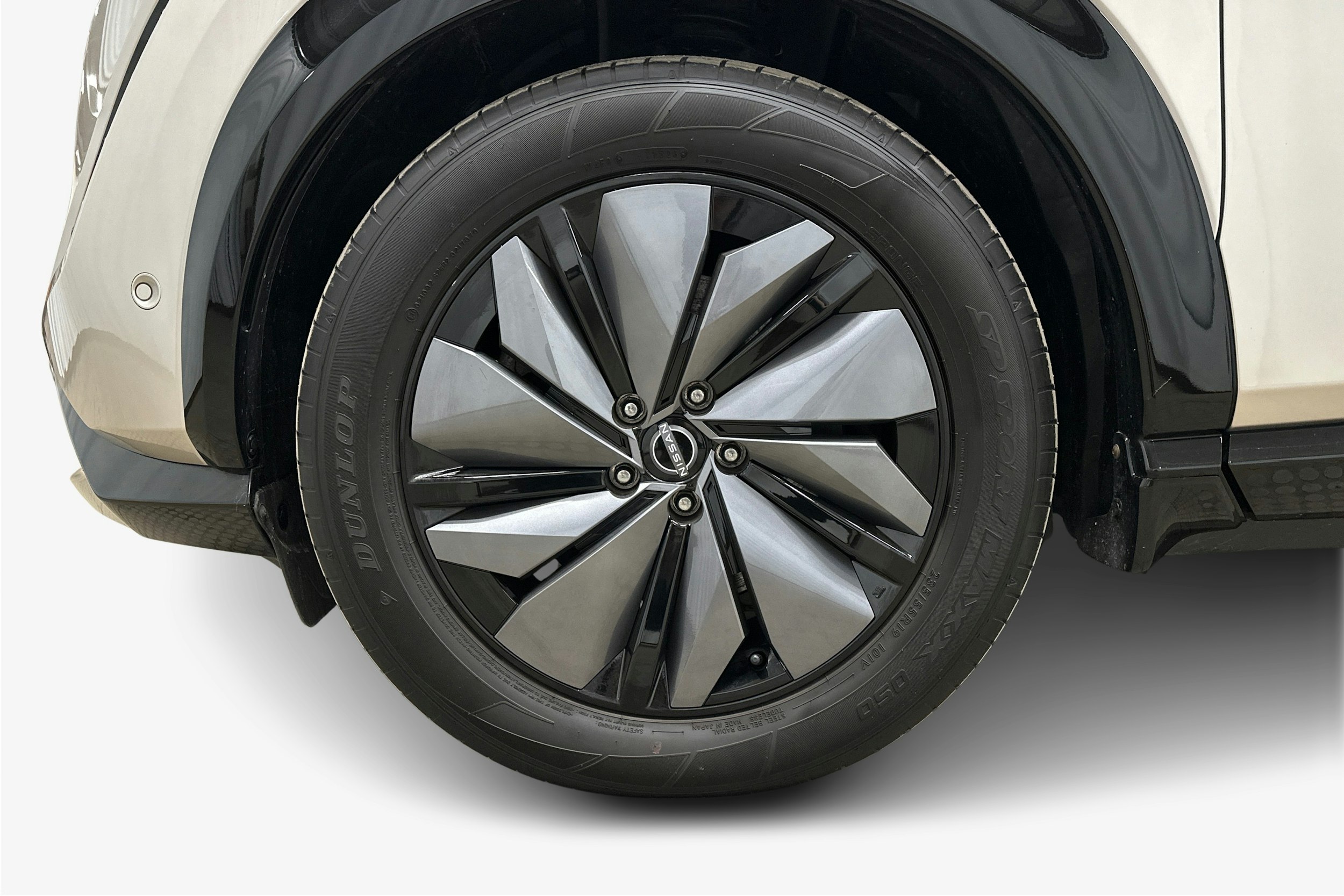 hopea Nissan Ariya 2023 kuva 11.