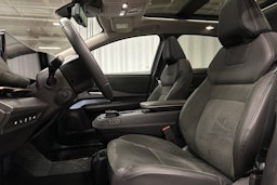 hopea Nissan Ariya 2023 kuva 24.