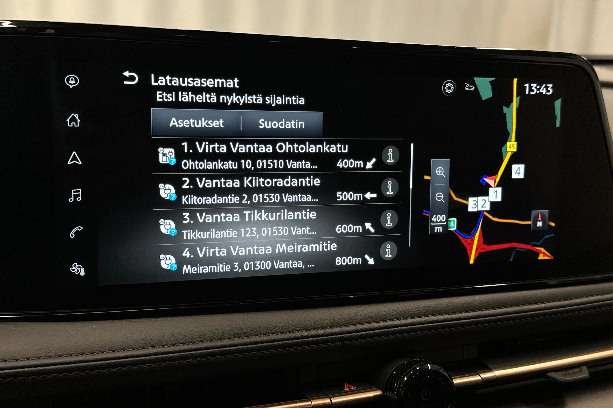 valkoinen Nissan Ariya 2023 kuva 20.