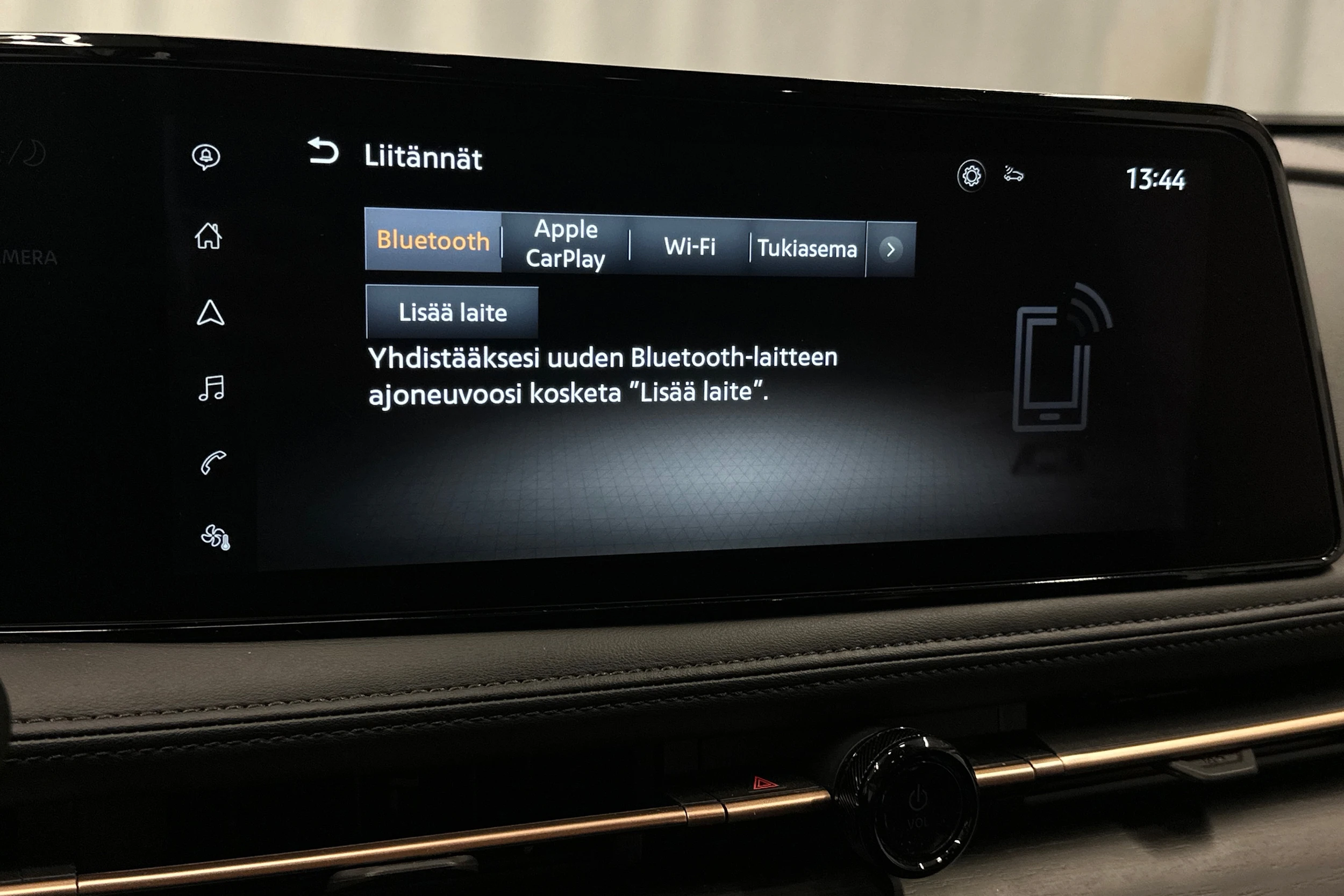 valkoinen Nissan Ariya 2023 kuva 22.