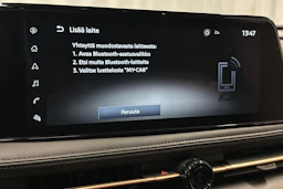 valkoinen Nissan Ariya 2023 kuva 24.