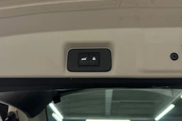 valkoinen Nissan Ariya 2023 kuva 31.