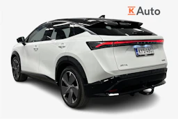 valkoinen Nissan Ariya 2023 kuva 2.