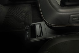 sininen Nissan Ariya 2023 kuva 37.