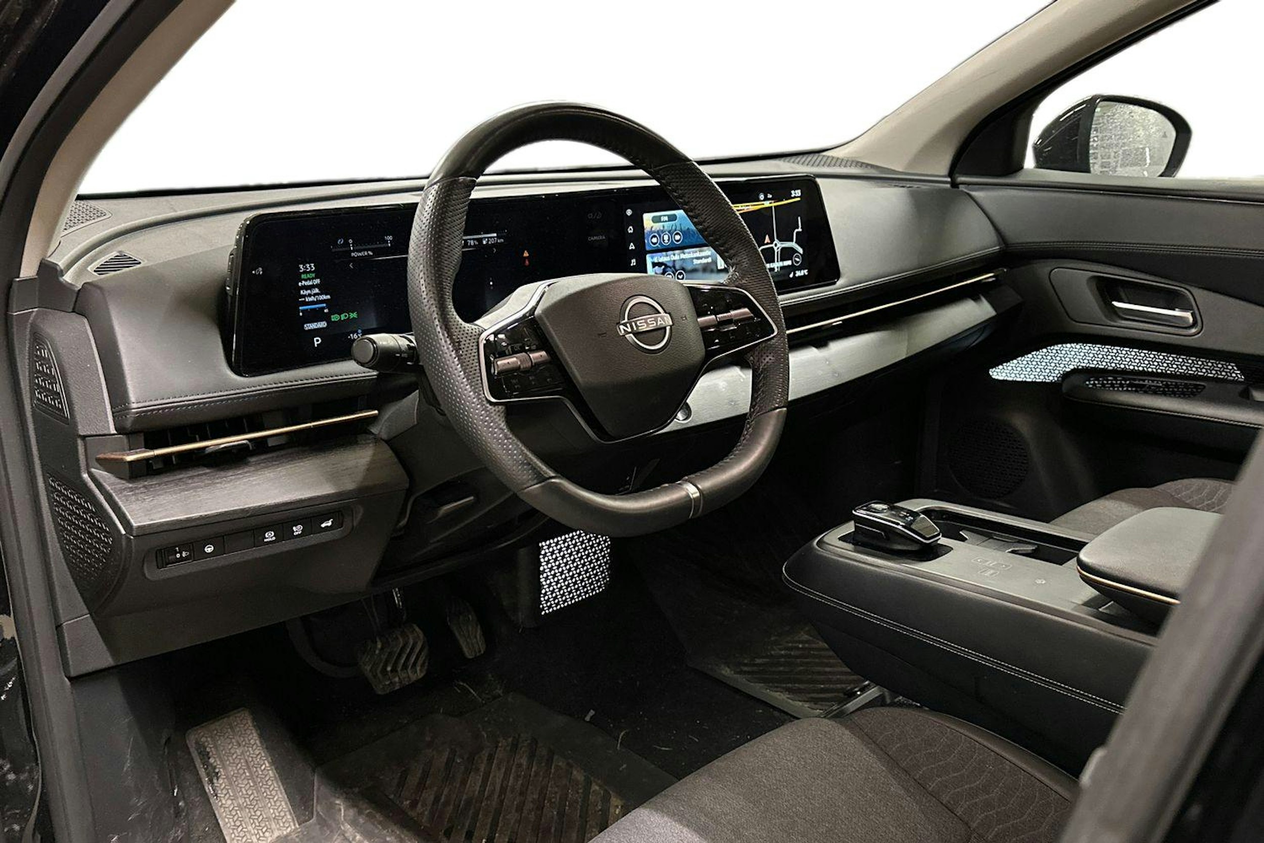 musta Nissan Ariya 2024 kuva 3.