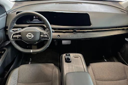 monivär. Nissan Ariya 2024 kuva 7.